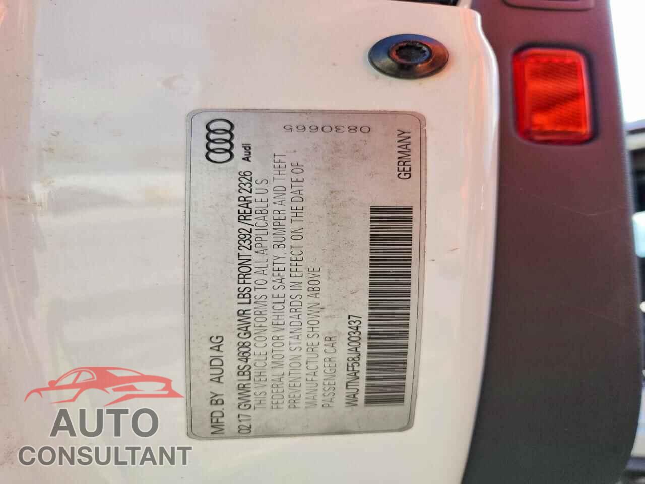 AUDI A5 2018 - WAUTNAF58JA003437