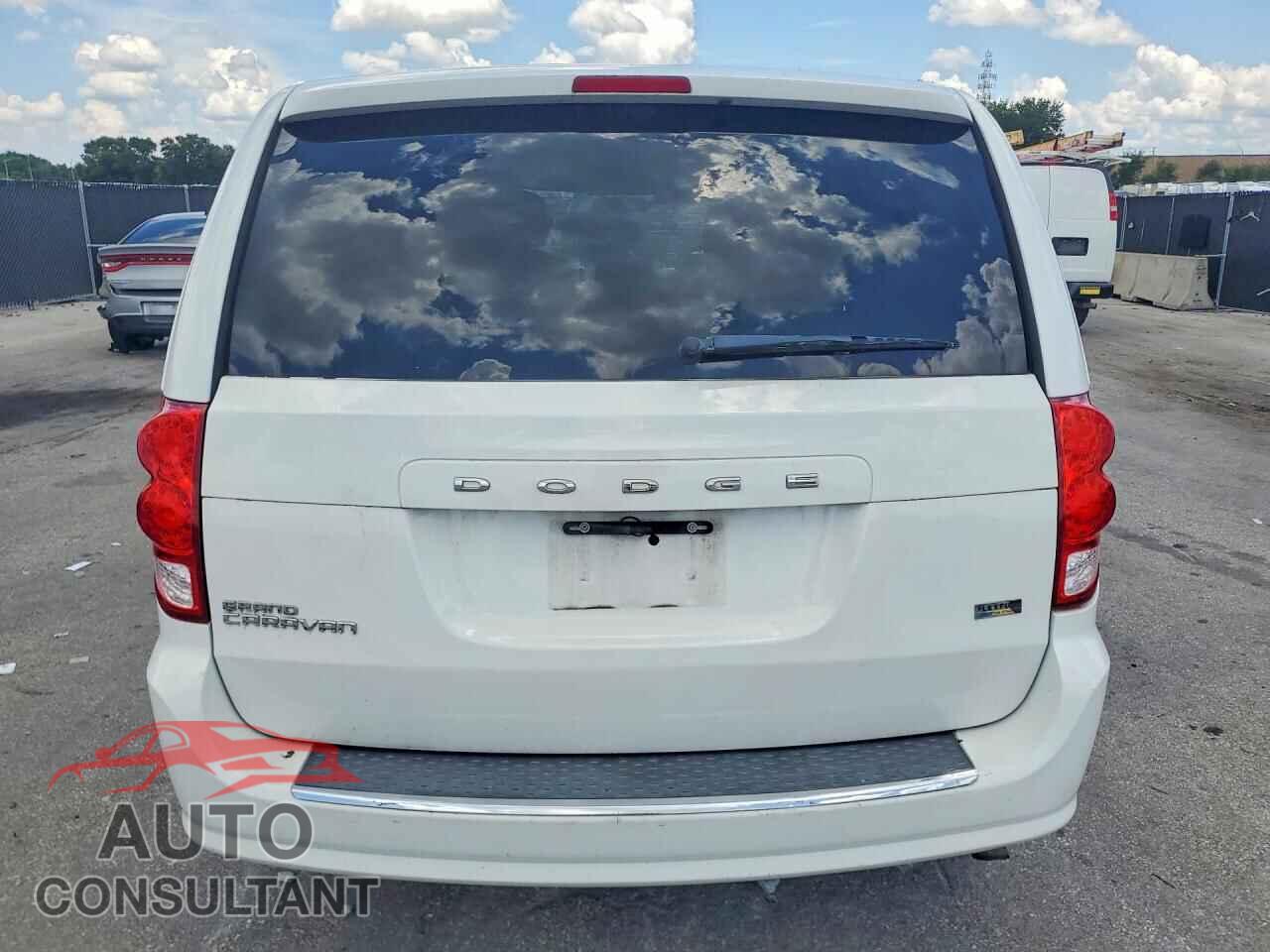 DODGE CARAVAN 2015 - 2C4RDGBG7FR681982