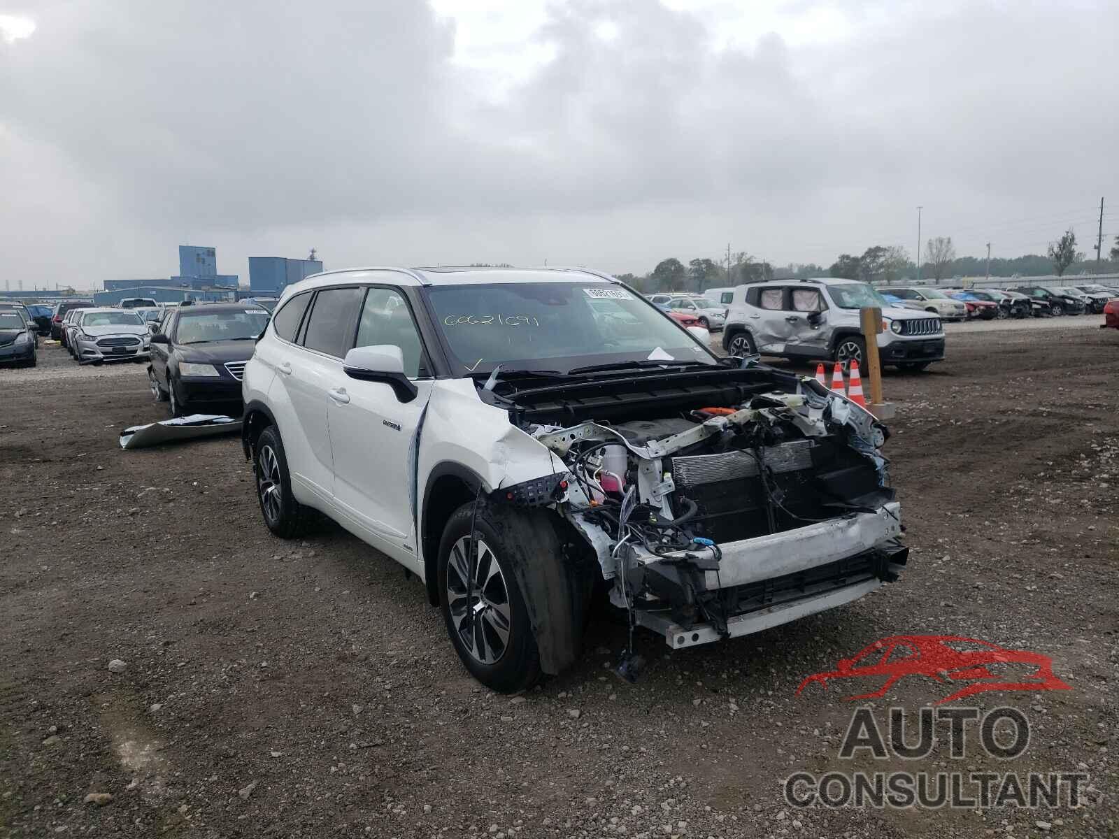 TOYOTA HIGHLANDER 2021 - 5TDHBRCH8MS519867