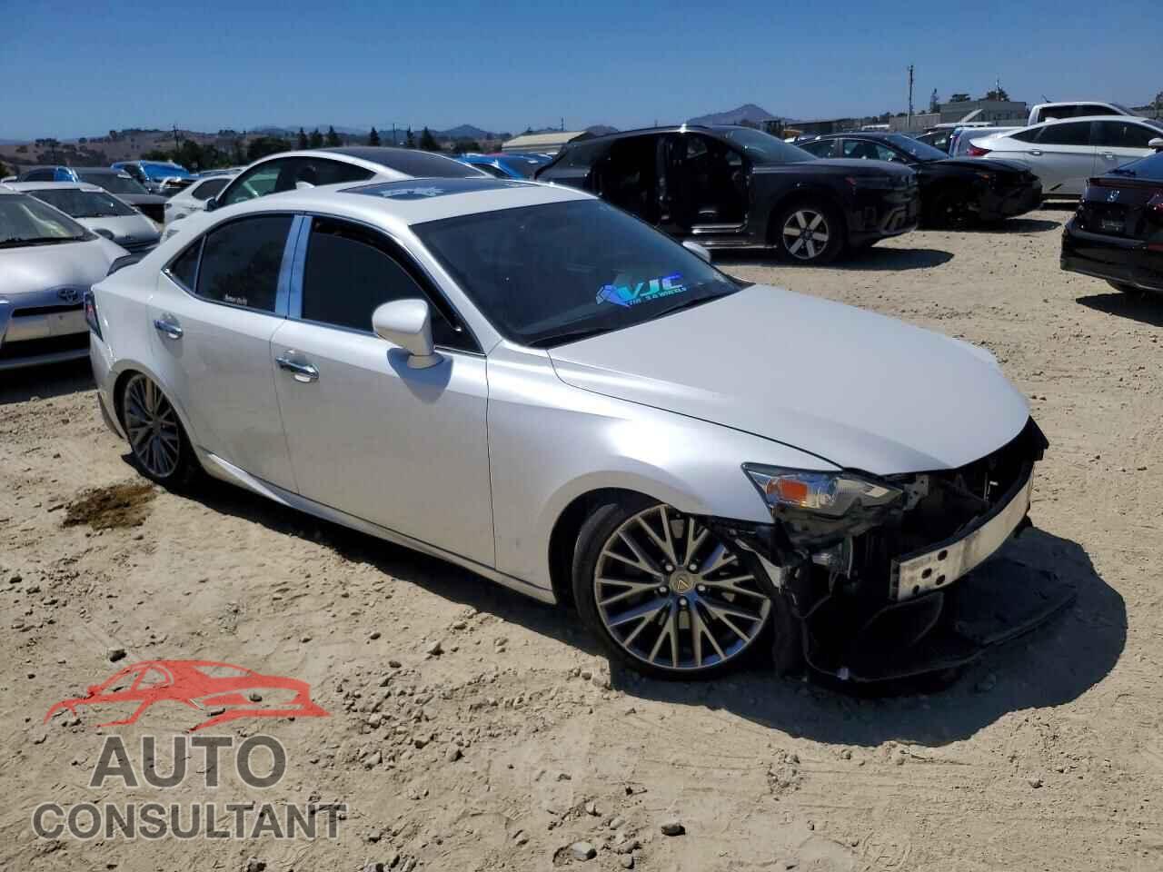 LEXUS IS 2016 - JTHBA1D26G5024788