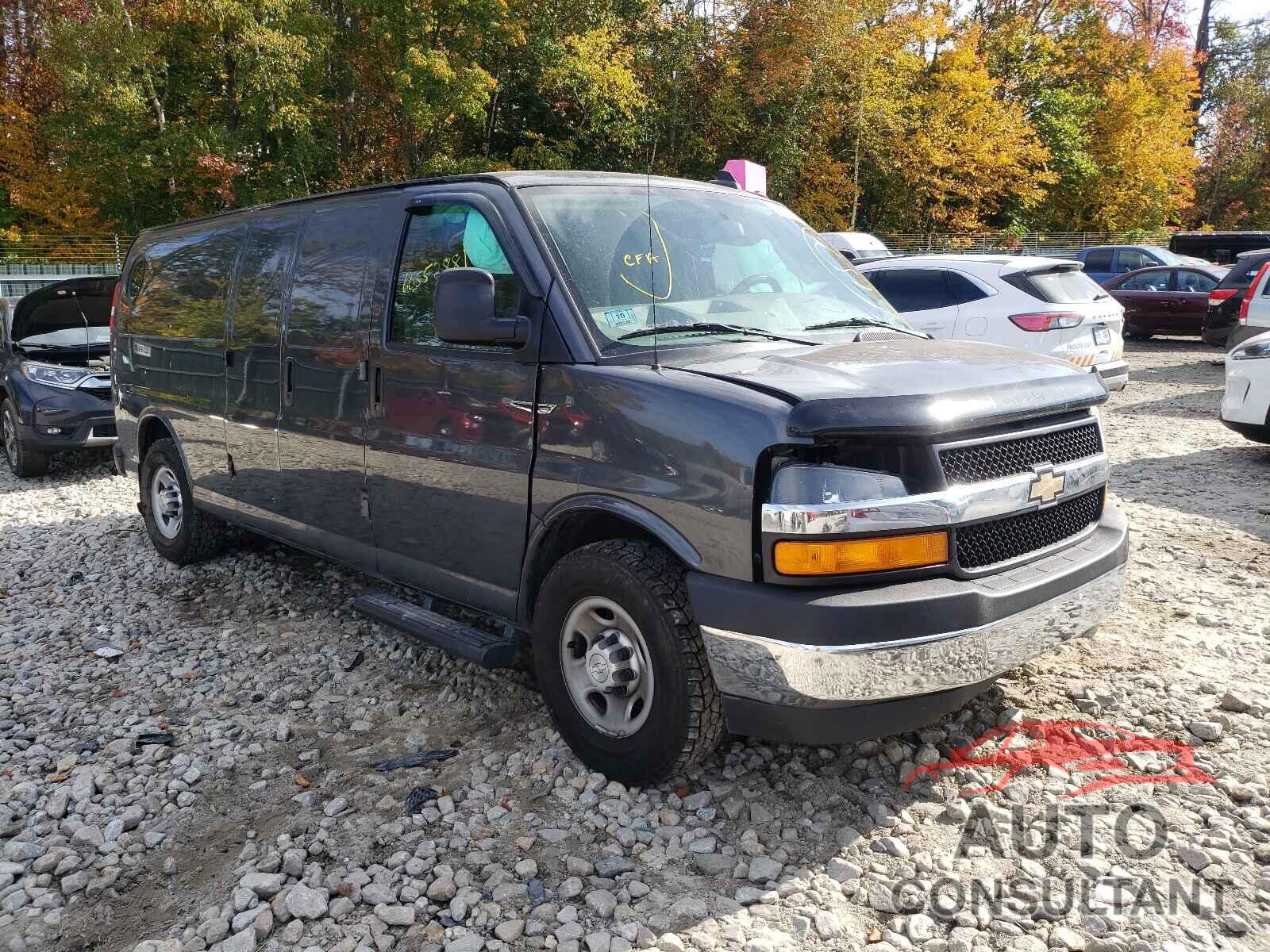 CHEVROLET EXPRESS 2017 - 1GCWGBFG7H1120096