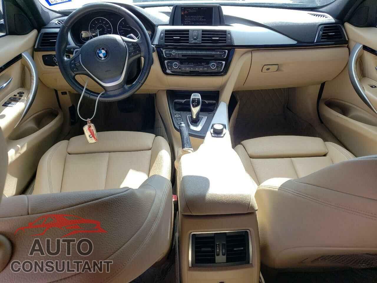 BMW 3 SERIES 2016 - WBA8E9G58GNU30346