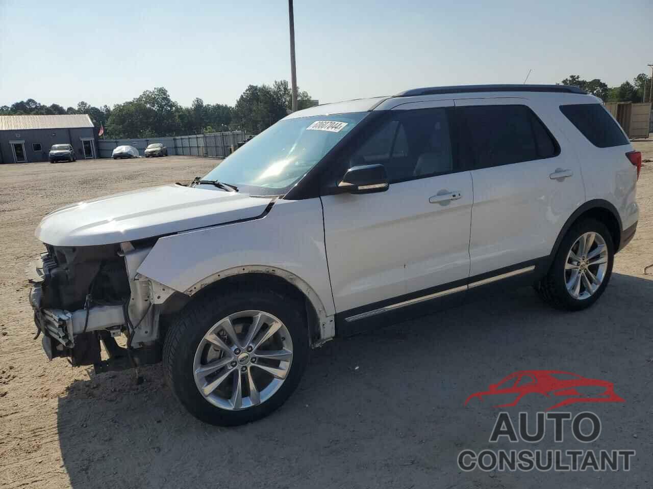 FORD EXPLORER 2018 - 1FM5K7D82JGA39511