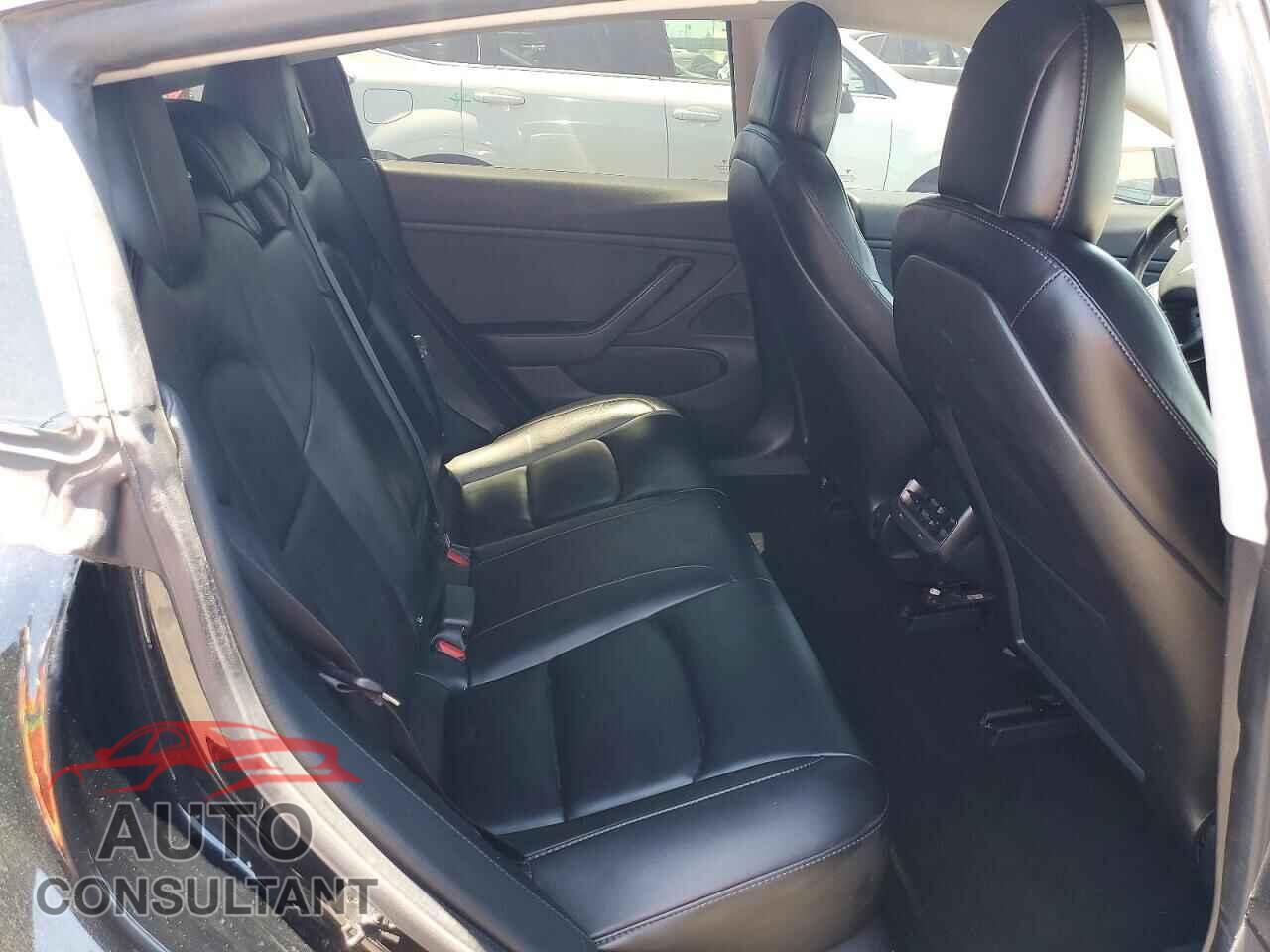 TESLA MODEL 3 2018 - 5YJ3E1EA4JF172346