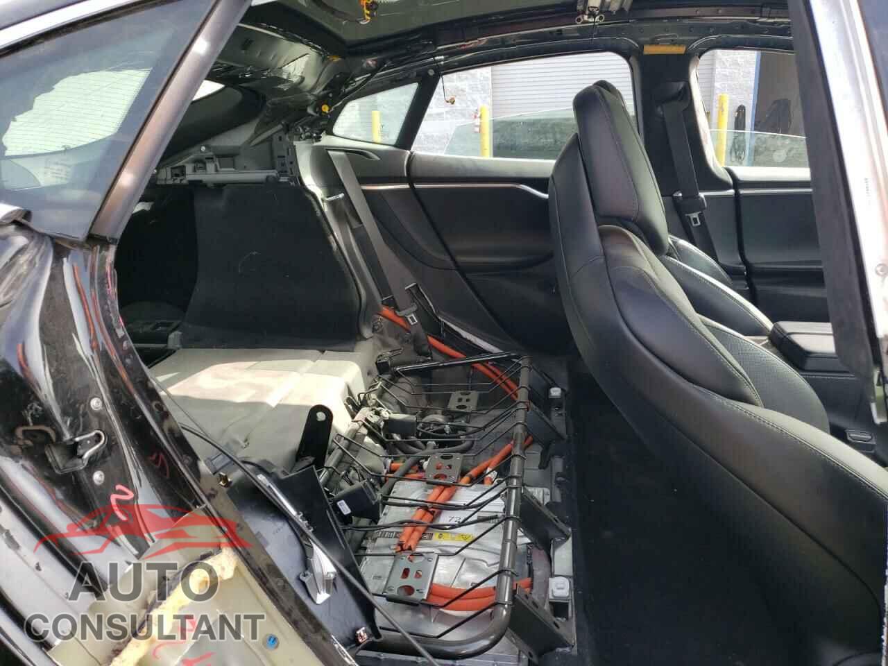 TESLA MODEL S 2016 - 5YJSA1E25GF175300