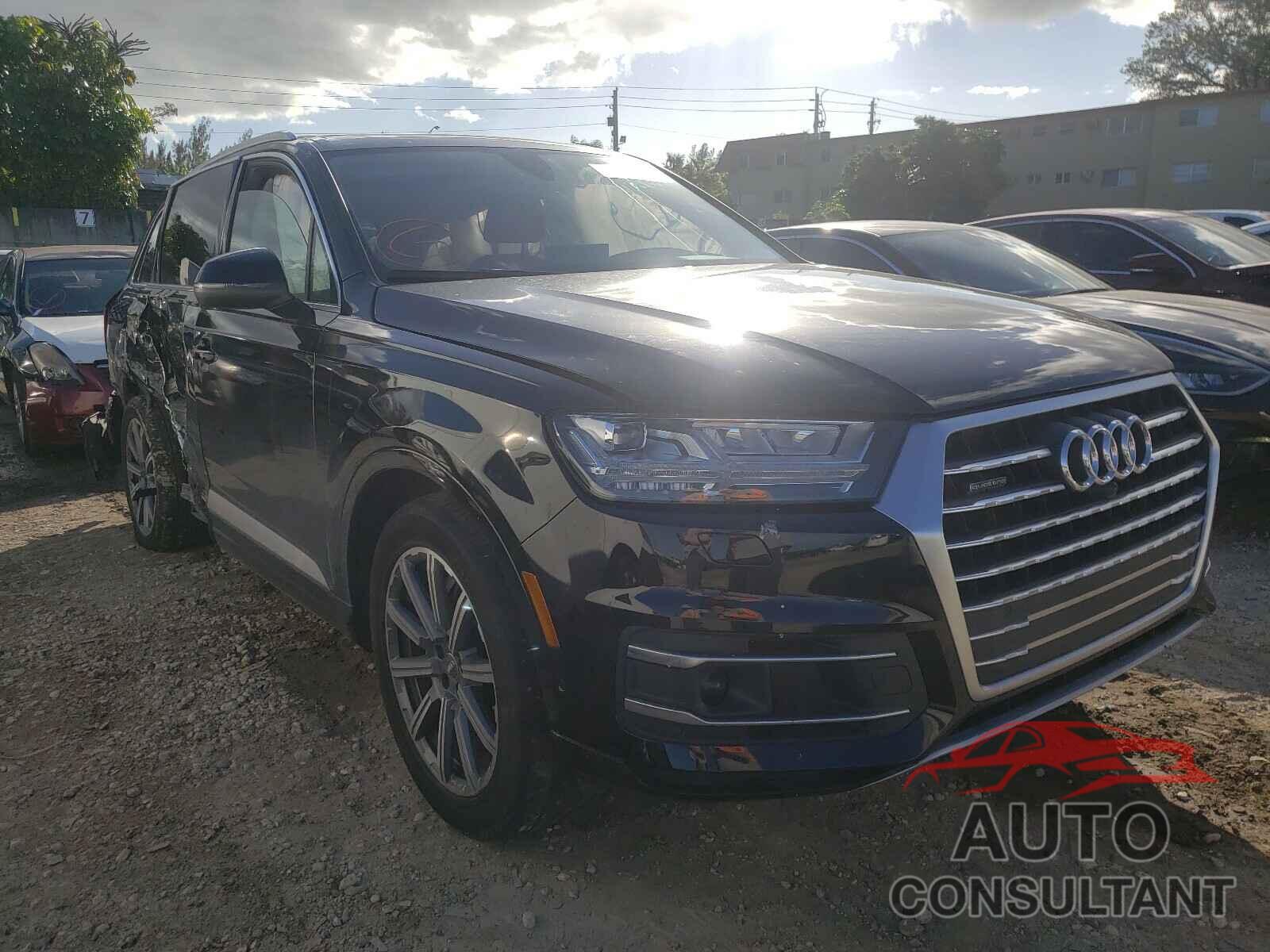 AUDI Q7 2019 - WA1LHAF74KD036005