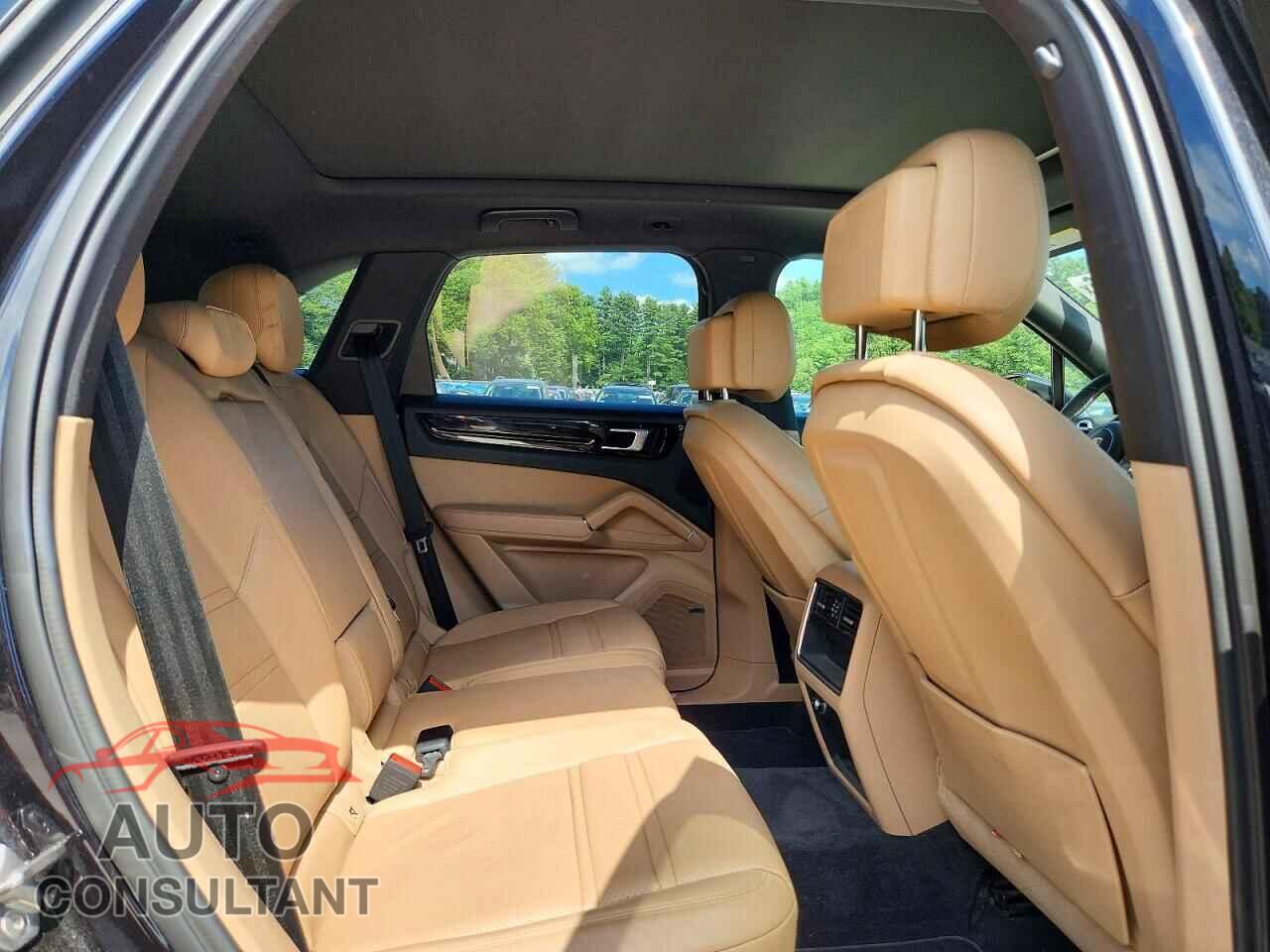 PORSCHE CAYENNE 2019 - WP1AA2AY6KDA00905