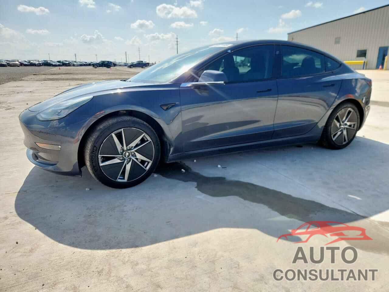 TESLA MODEL 3 2018 - 5YJ3E1EB0JF129079