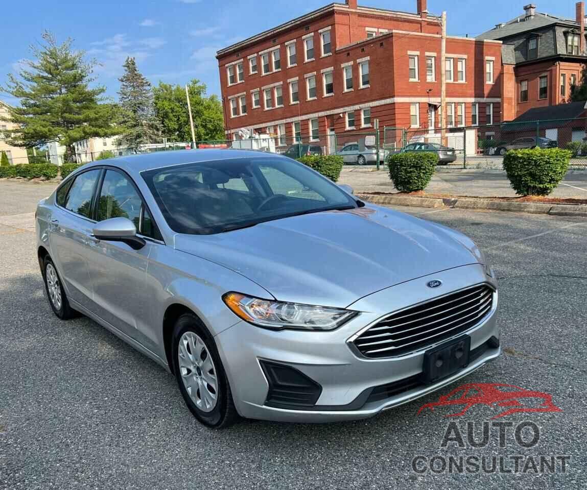 FORD FUSION 2019 - 3FA6P0G7XKR143006