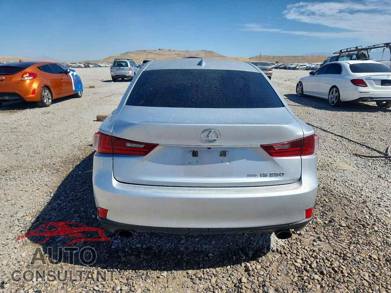 LEXUS IS 2014 - JTHCF1D21E5002068