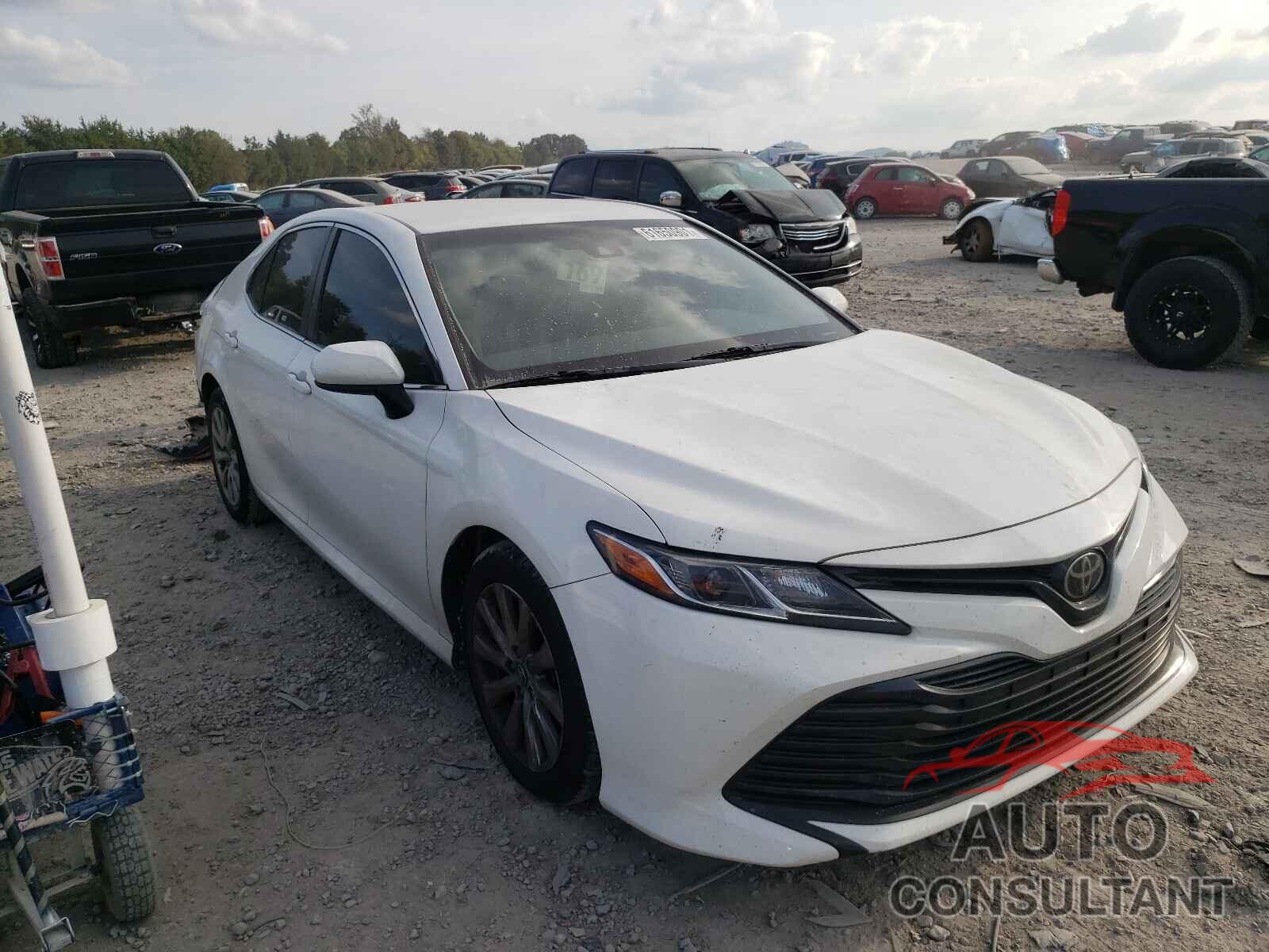 TOYOTA CAMRY 2018 - JTNB11HK0J3006023