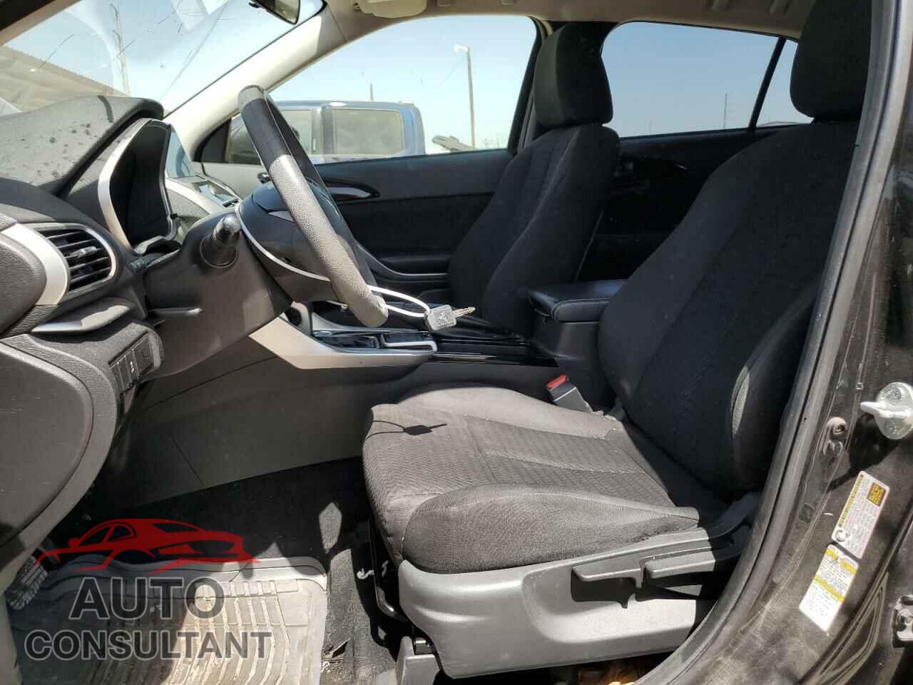 MITSUBISHI ECLIPSE 2018 - JA4AT4AA4JZ048022