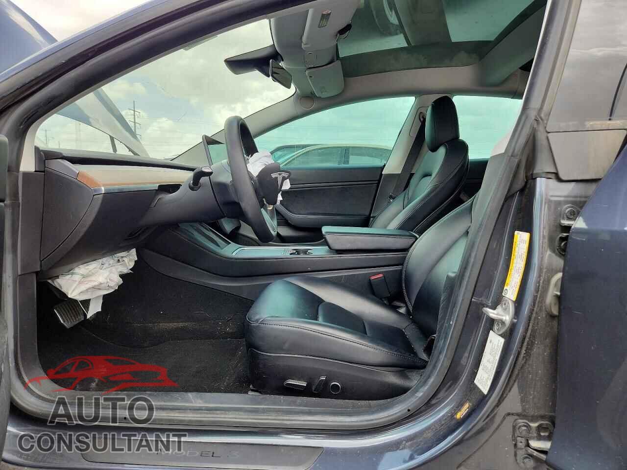 TESLA MODEL 3 2021 - 5YJ3E1EB8MF836726
