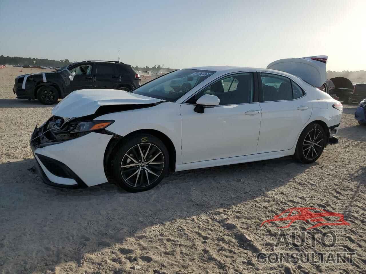 TOYOTA CAMRY 2023 - 4T1G11AK3PU133481