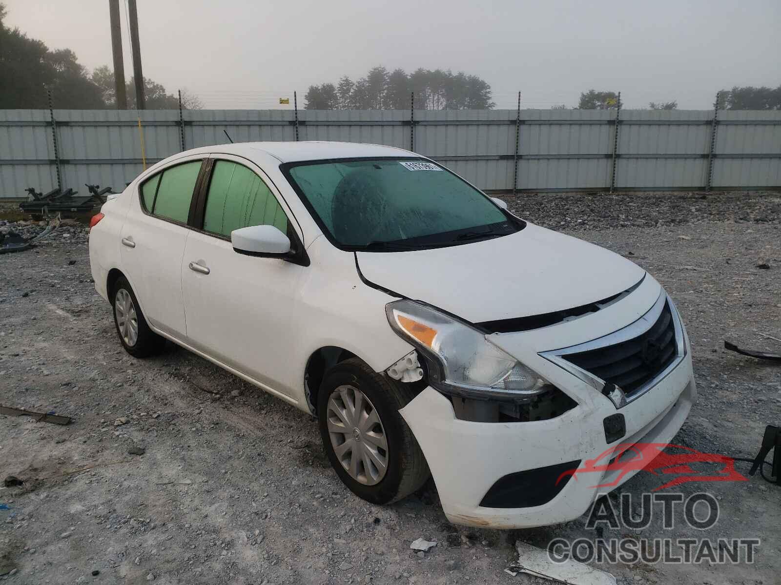 NISSAN VERSA 2018 - 3N1CN7AP2JL879804