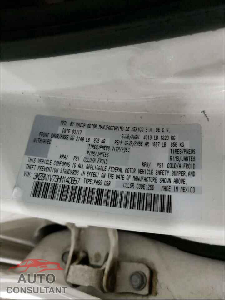 MAZDA 3 2017 - 3MZBN1V73HM140667