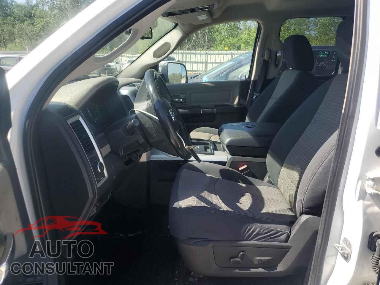 DODGE RAM 1500 2012 - 1C6RD7GT2CS328833