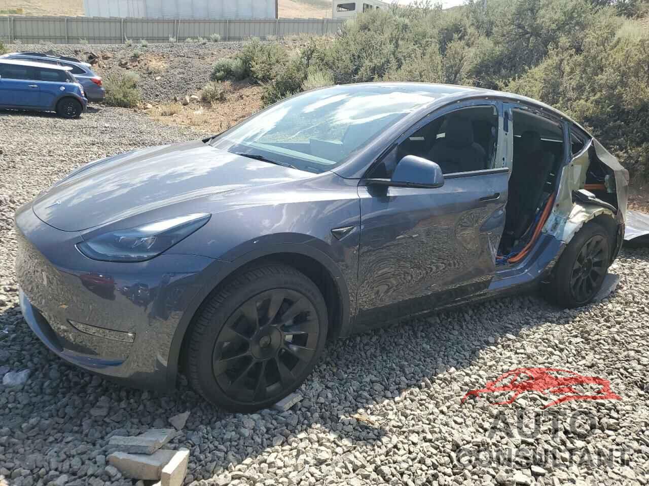 TESLA MODEL Y 2023 - 7SAYGDEE0PF898110