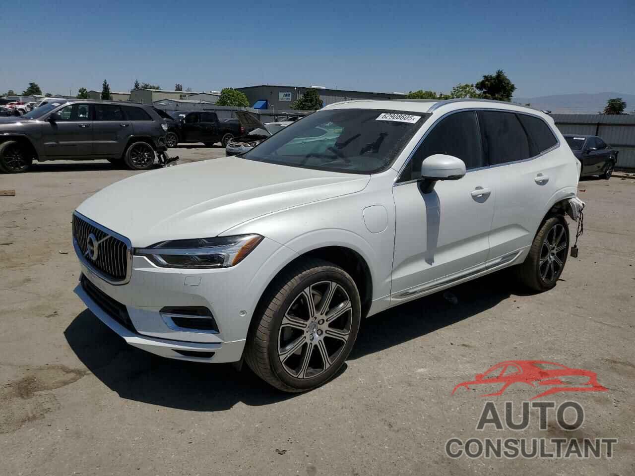 VOLVO XC60 2018 - LYVBR0DL5JB069550