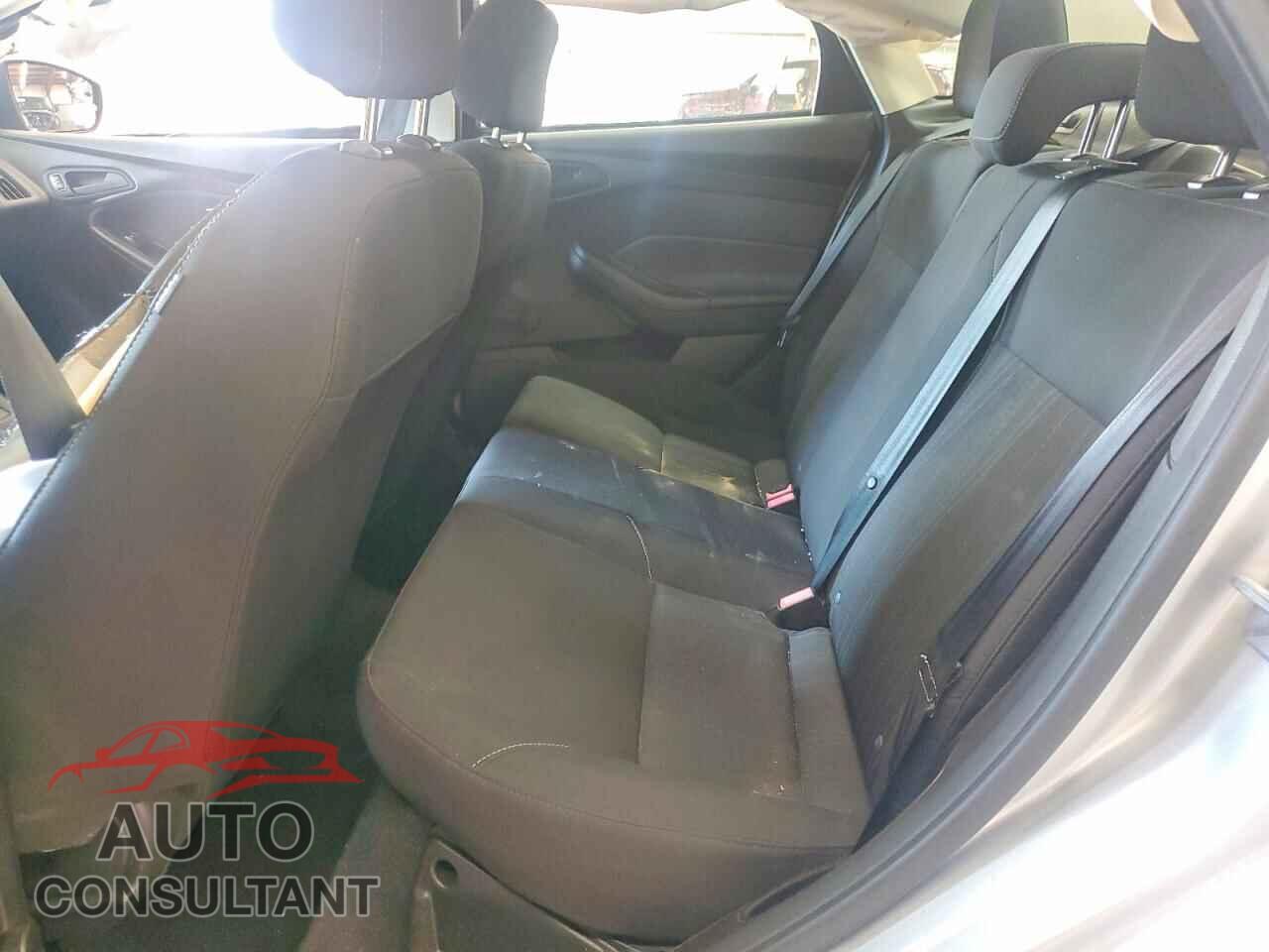 FORD FOCUS 2016 - 1FADP3E20GL376009
