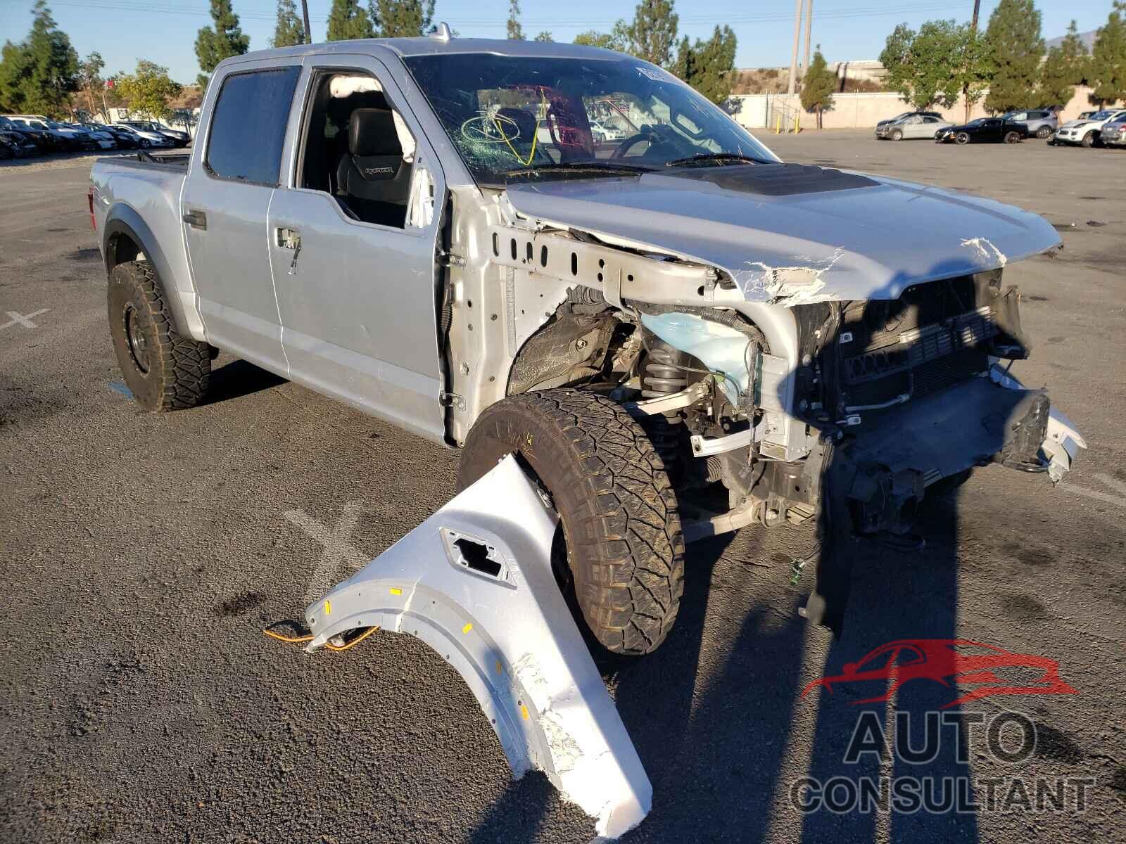 FORD F150 SVT 2019 - 1FTFW1RG9KFB81887