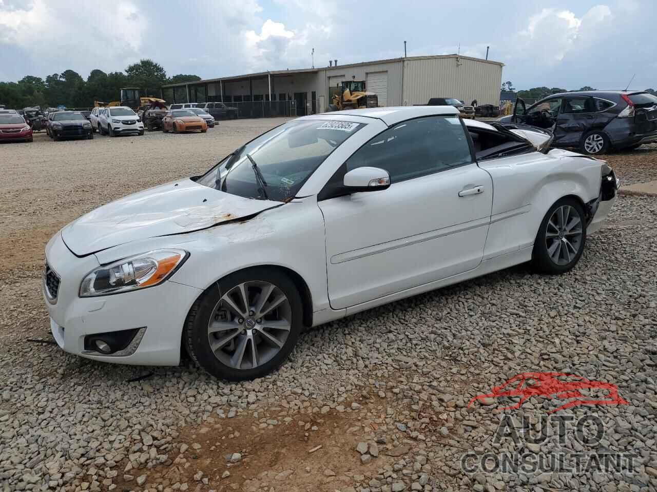 VOLVO C70 2013 - YV1672MC4DJ139368