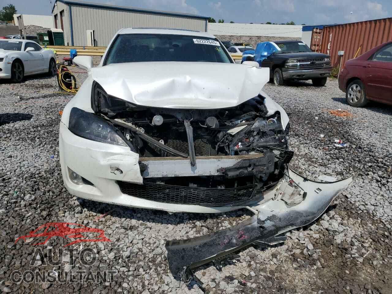 LEXUS IS 2010 - JTHCF5C26A5039877