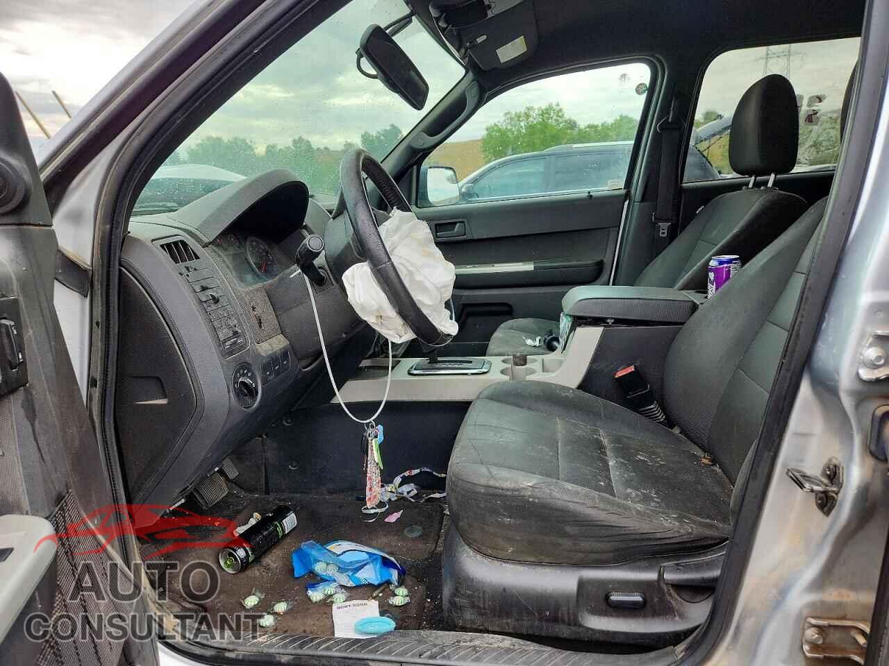 FORD ESCAPE 2012 - 1FMCU9DG9CKB43370