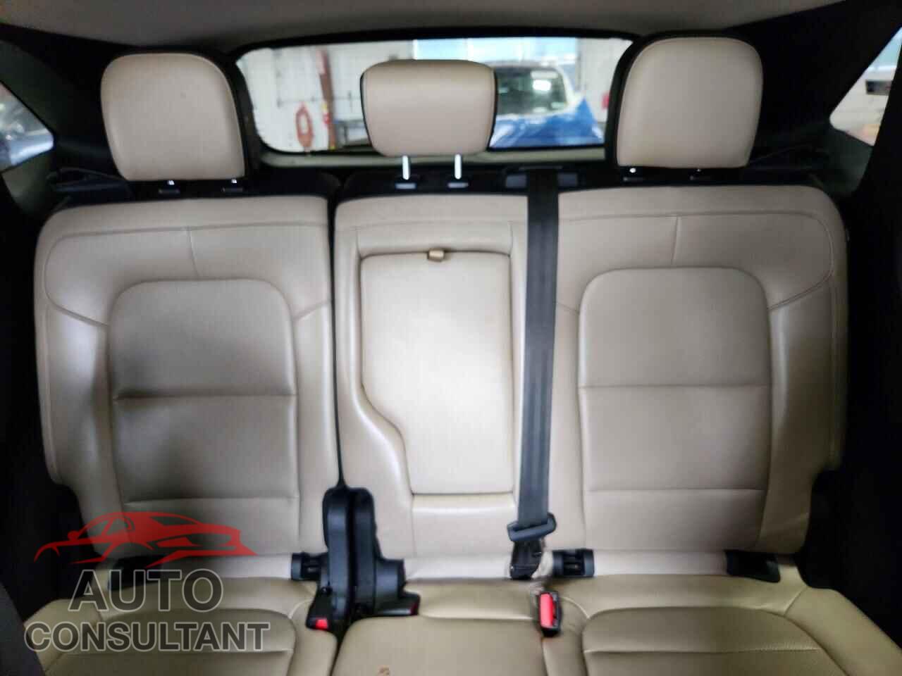FORD ESCAPE 2020 - 1FMCU9H63LUA27457