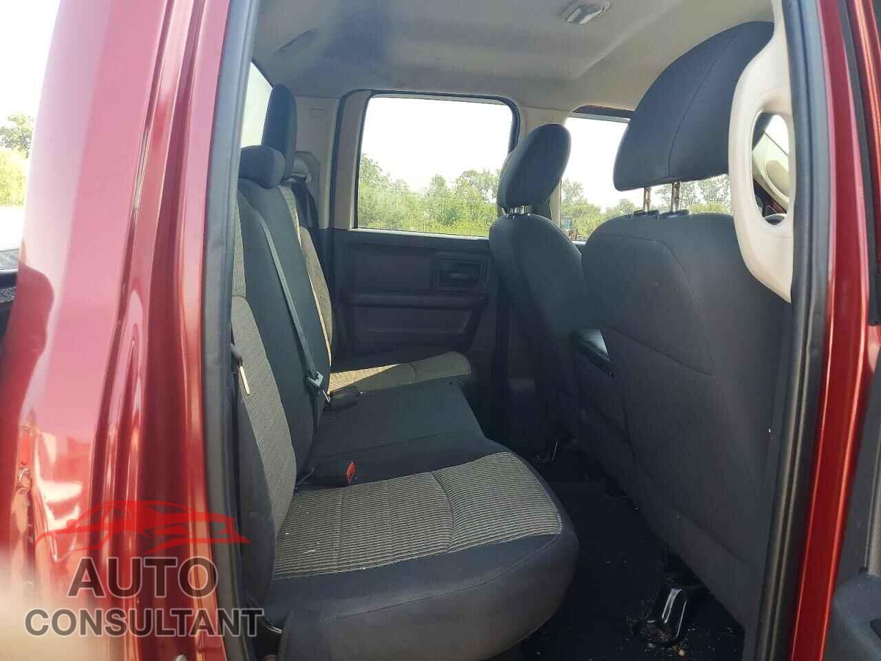 DODGE RAM 1500 2012 - 1C6RD7FT6CS165220
