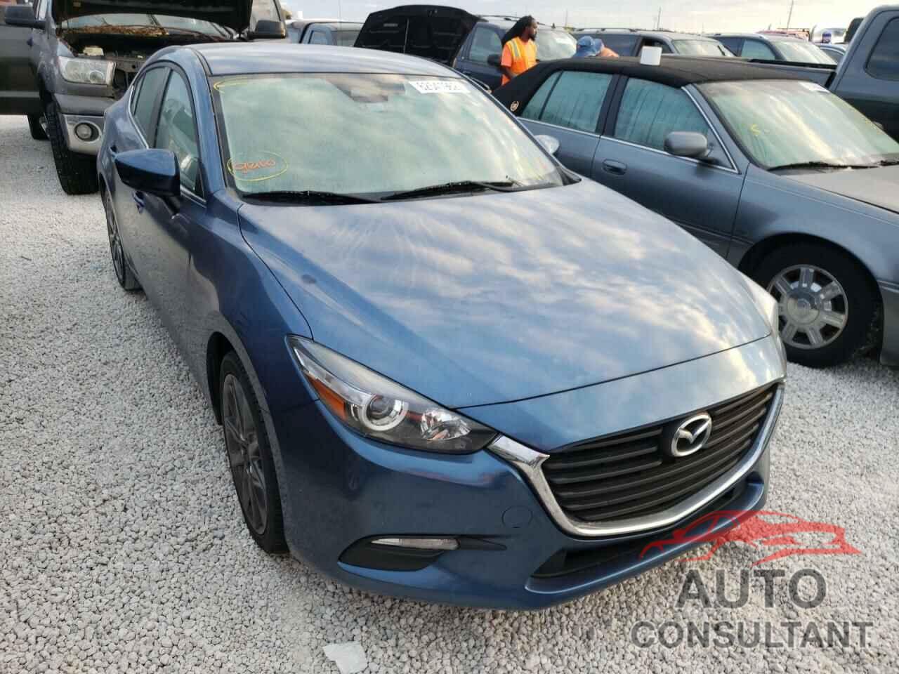 MAZDA 3 2018 - 3MZBN1V30JM219474