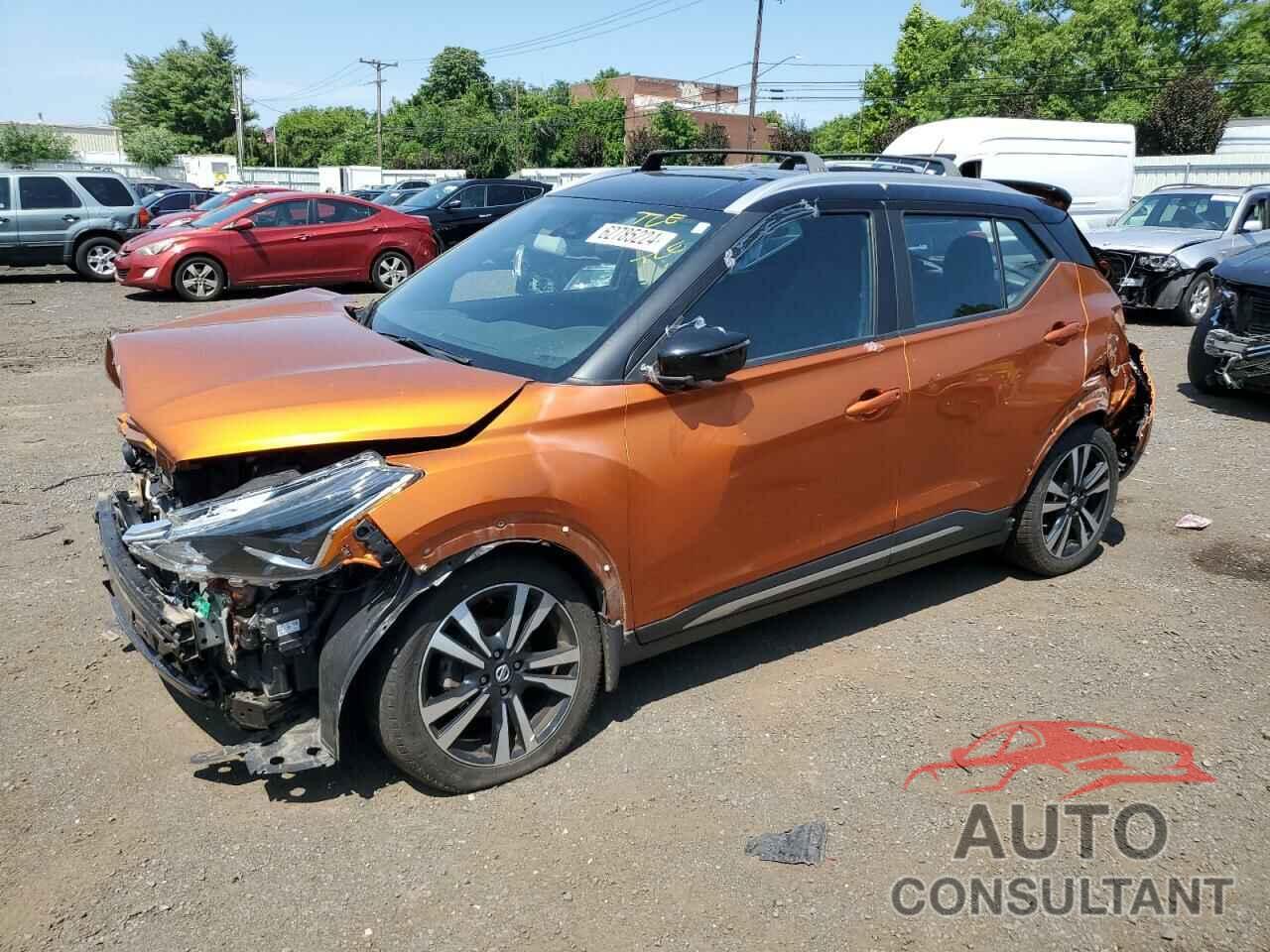 NISSAN KICKS 2018 - 3N1CP5CU1JL519764