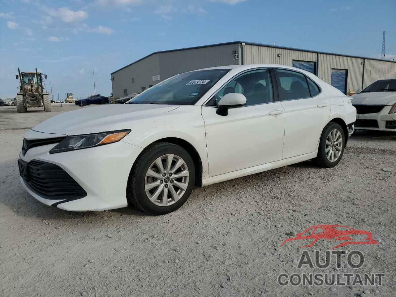 TOYOTA CAMRY 2019 - 4T1B11HK6KU803534