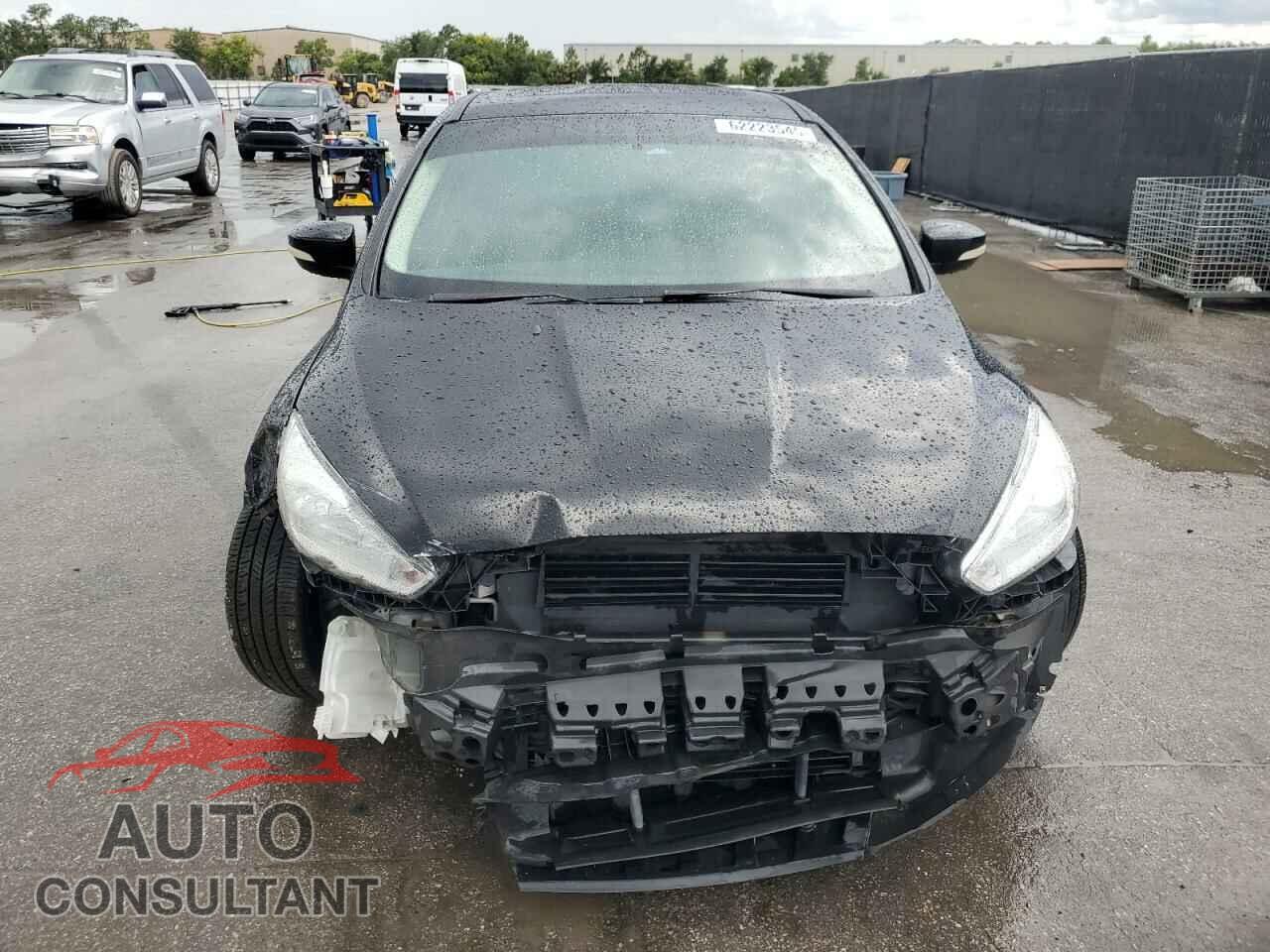 FORD FOCUS 2017 - 1FADP3H29HL221441
