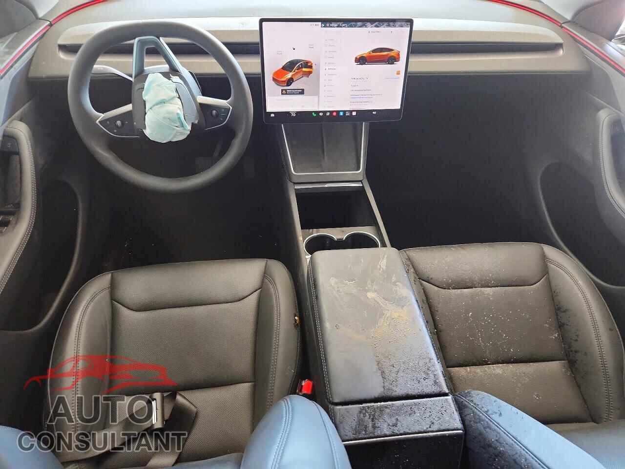 TESLA MODEL Y 2026 - 7SAYGDEDXTA470429
