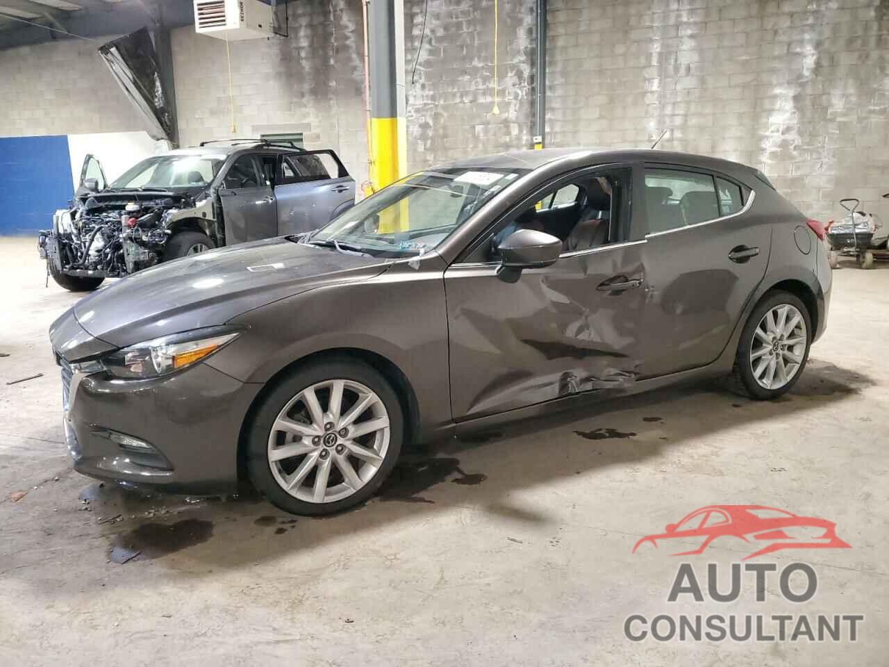 MAZDA 3 2017 - 3MZBN1L71HM123319