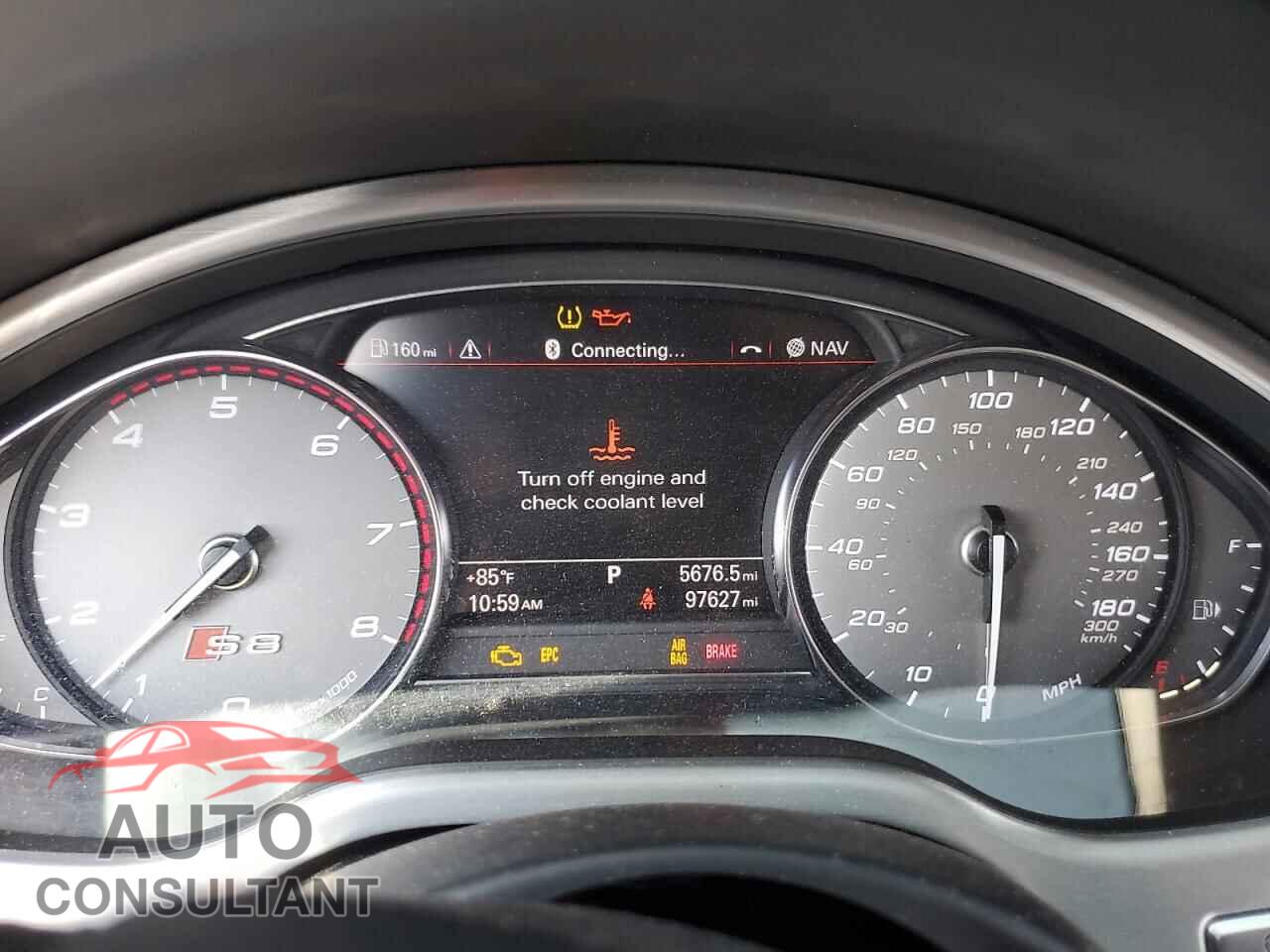 AUDI S8 2013 - WAUD2AFD4DN020379