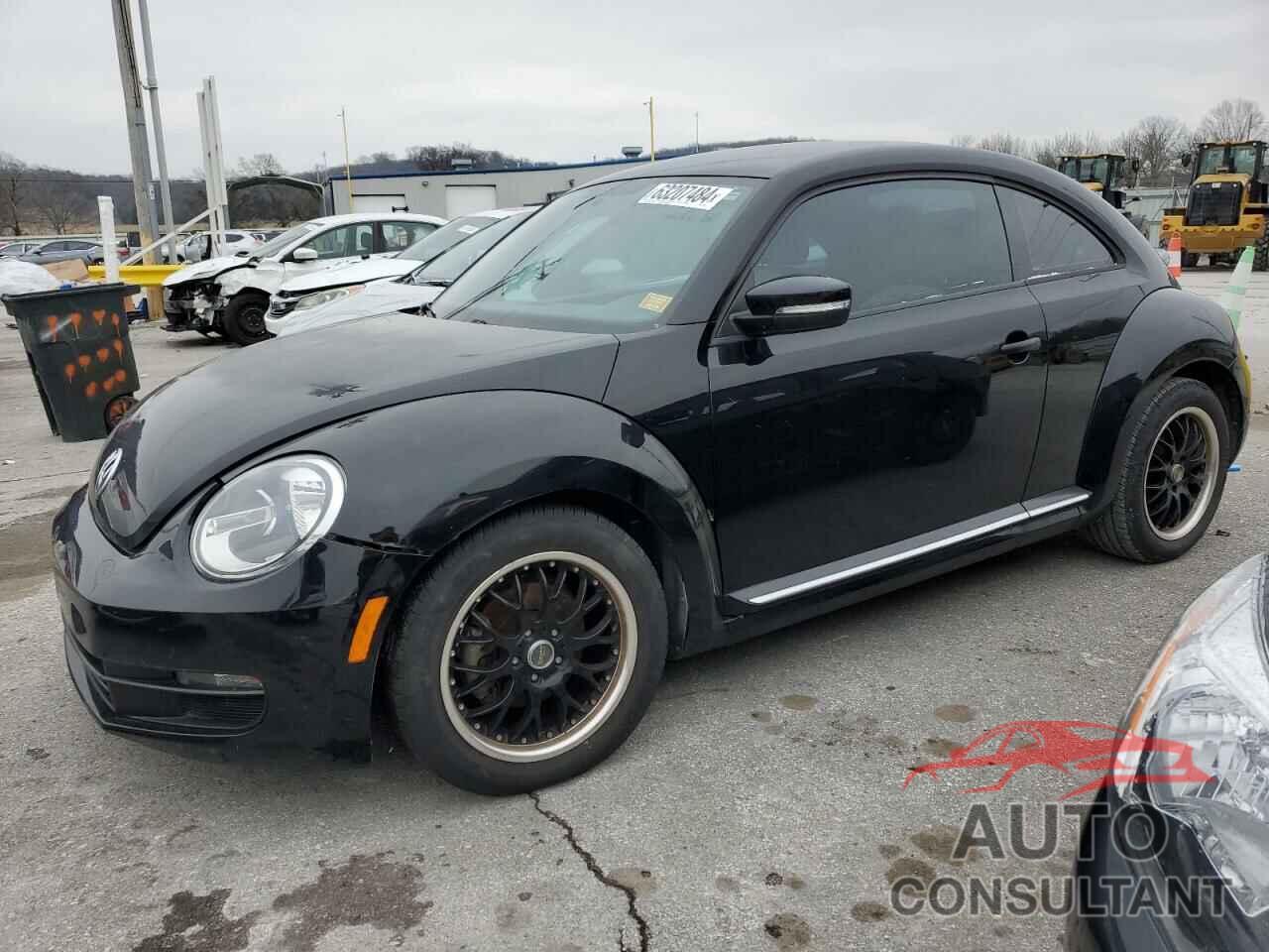 VOLKSWAGEN BEETLE 2015 - 3VWF17AT8FM613155
