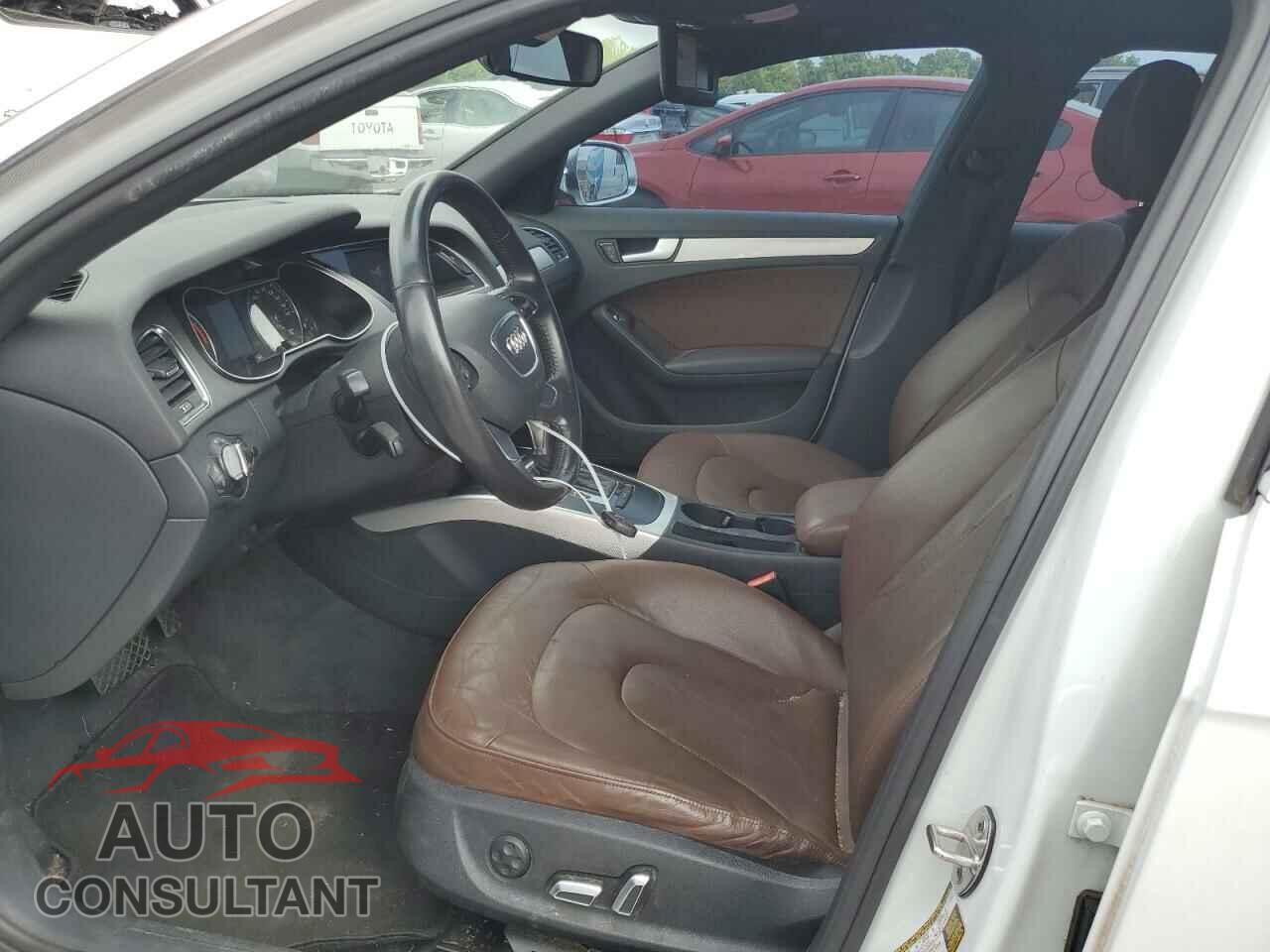 AUDI A4 2013 - WAUAFAFL3DN037236