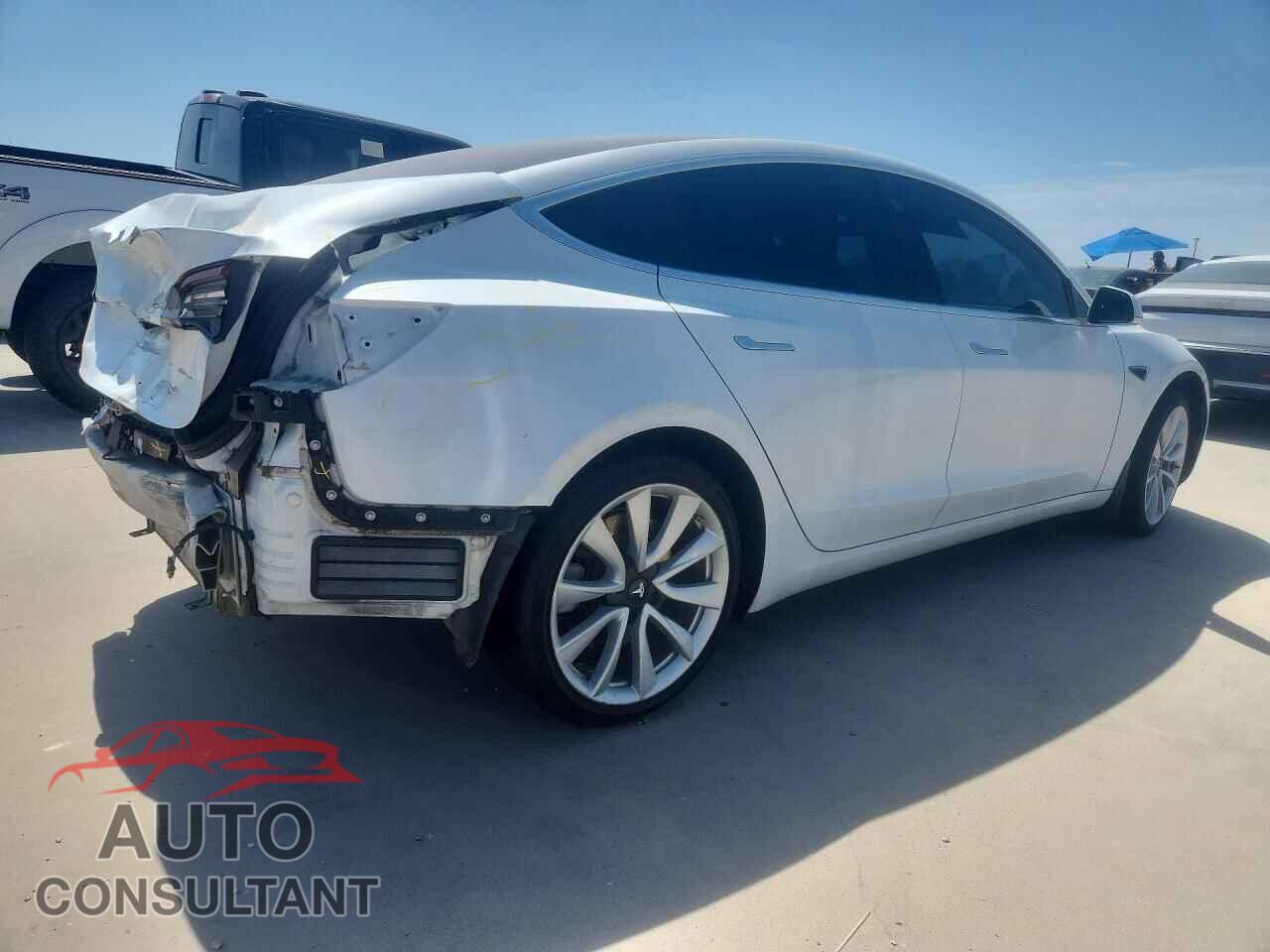TESLA MODEL 3 2018 - 5YJ3E1EAXJF020524
