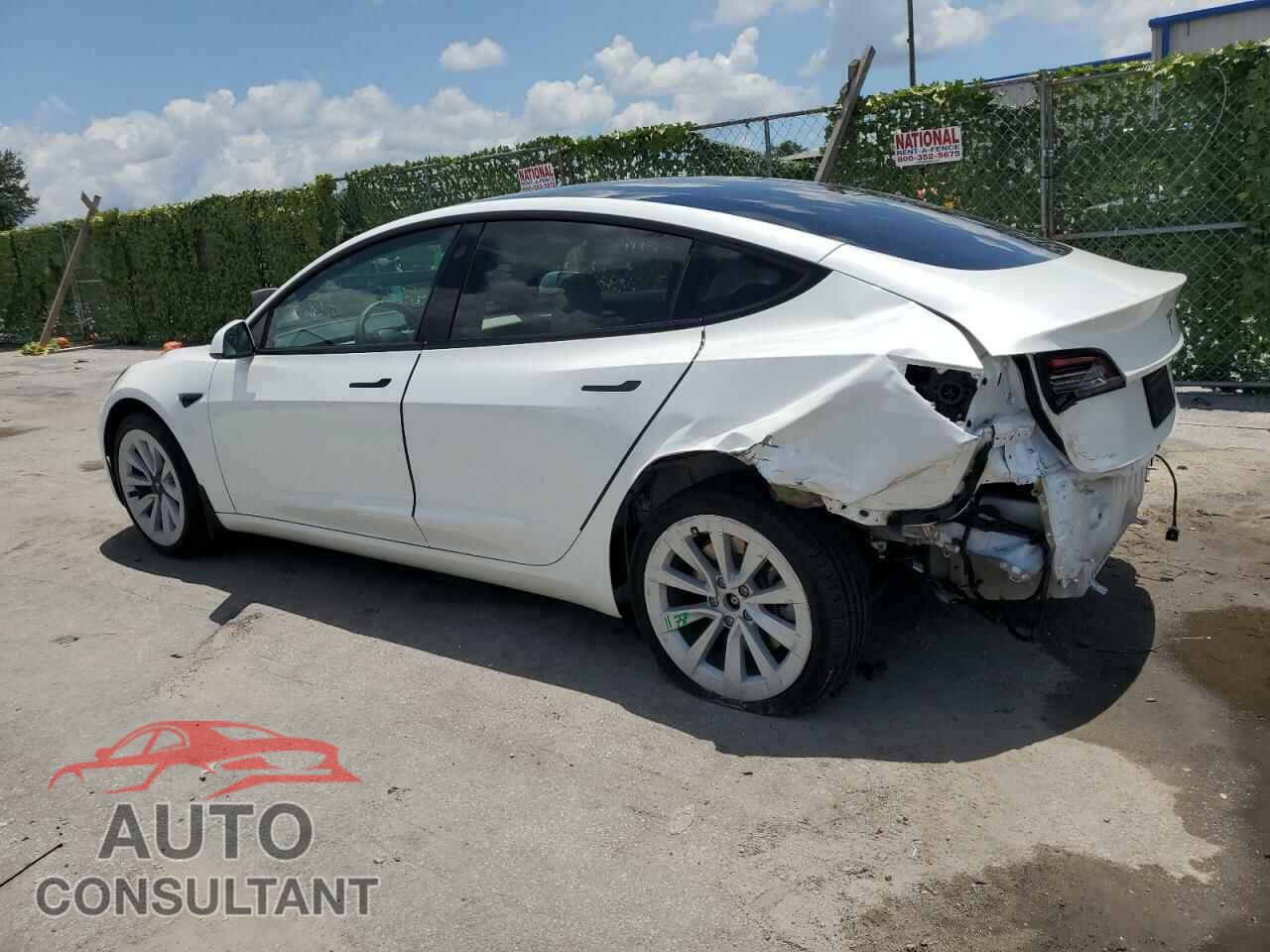 TESLA MODEL 3 2021 - 5YJ3E1EA2MF063856