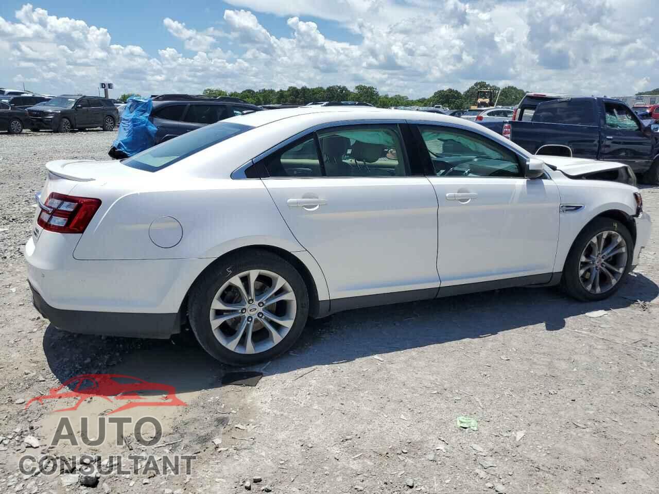 FORD TAURUS 2013 - 1FAHP2E84DG183270