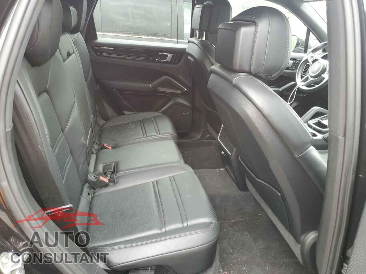PORSCHE CAYENNE 2019 - WP1AA2AY4KDA17038