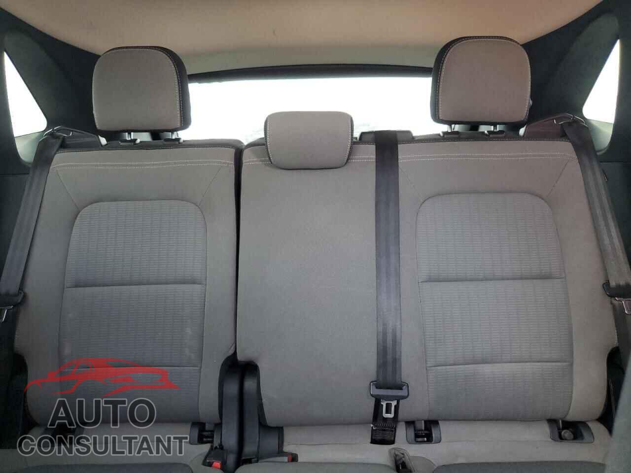 FORD ESCAPE 2020 - 1FMCU0F62LUA31904