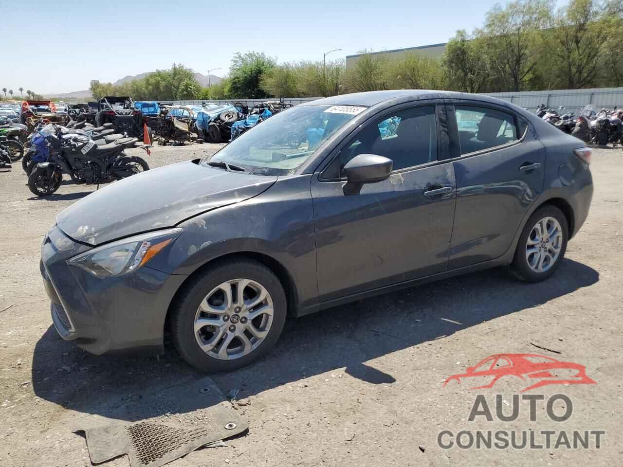 TOYOTA YARIS 2017 - 3MYDLBYV8HY165737