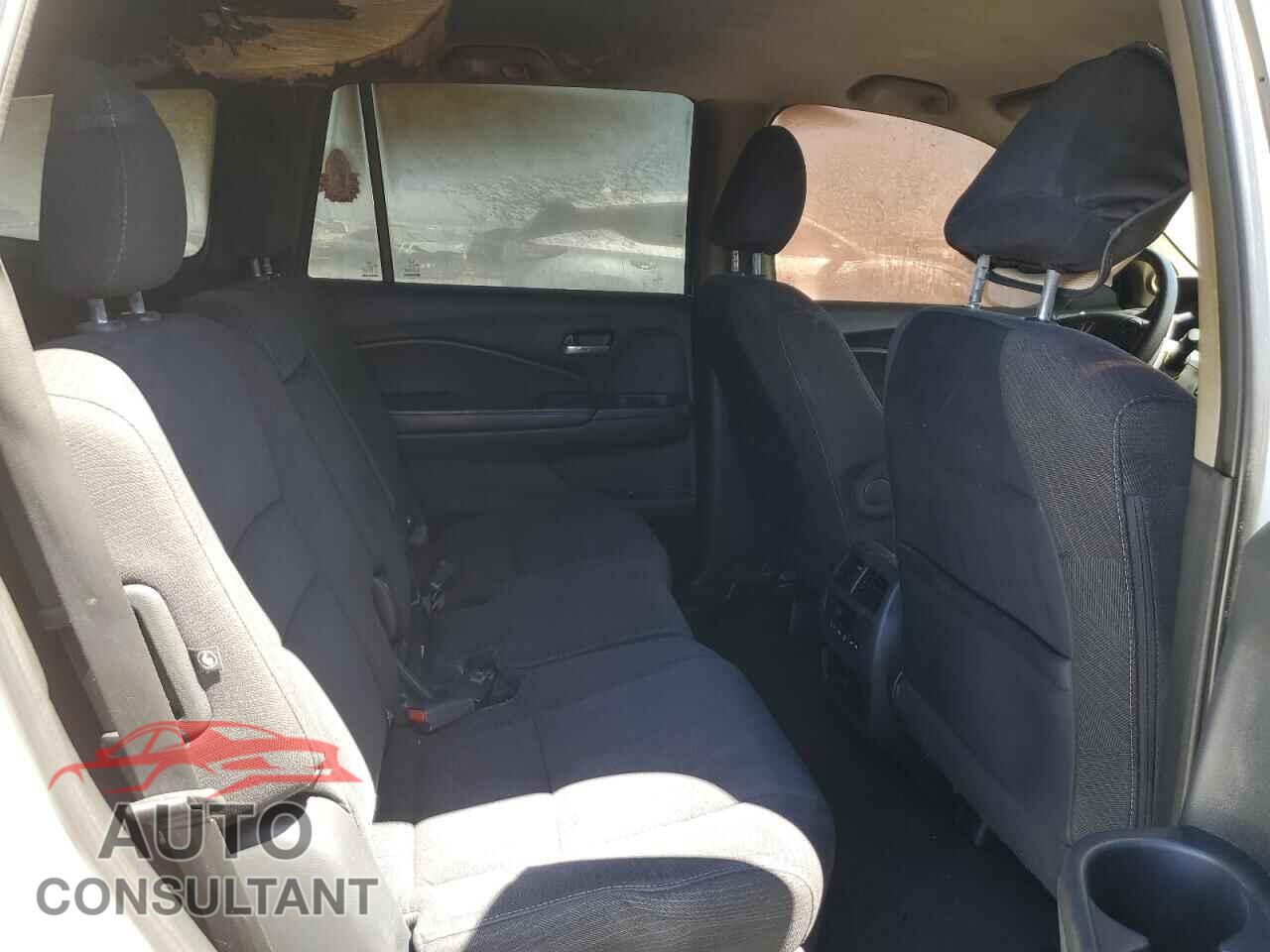 HONDA PILOT 2017 - 5FNYF5H32HB038579