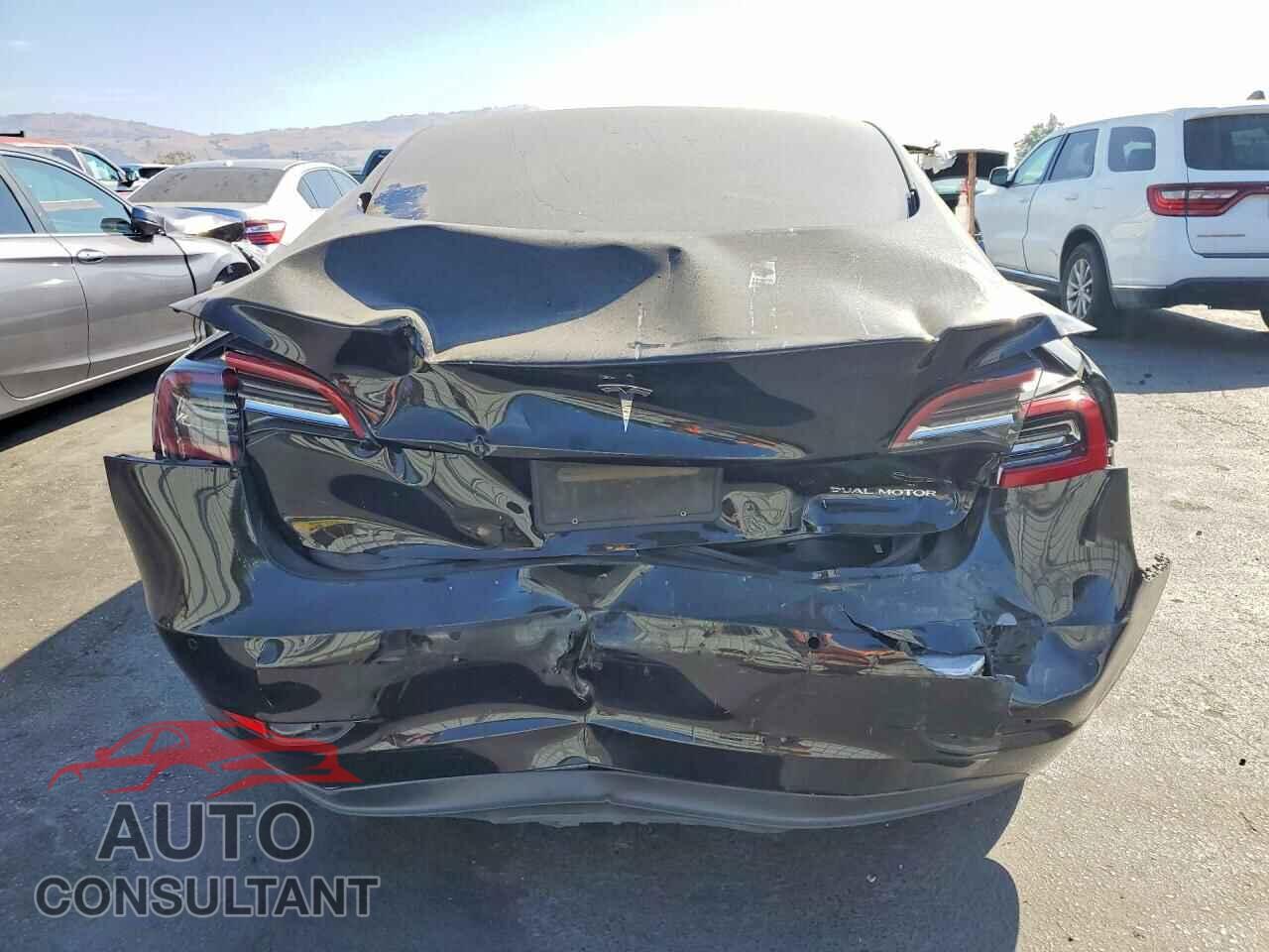 TESLA MODEL 3 2021 - 5YJ3E1EB3MF877331