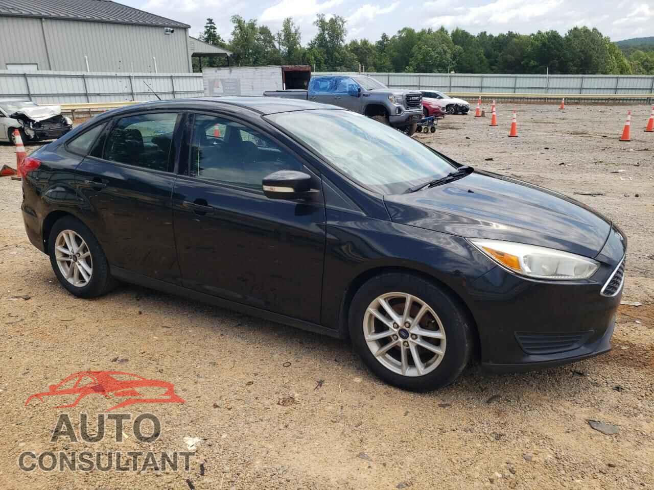 FORD FOCUS 2015 - 1FADP3FE3FL247625