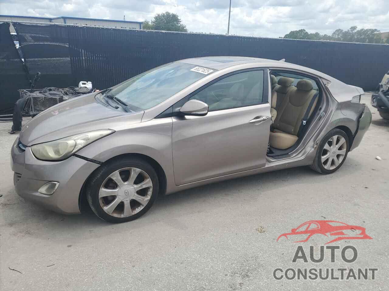 HYUNDAI ELANTRA 2013 - 5NPDH4AE3DH158109