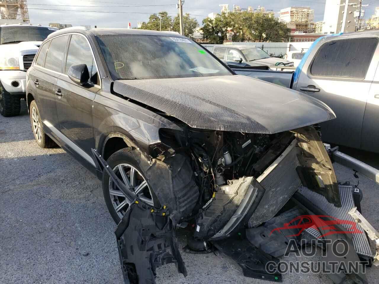 AUDI Q7 2019 - WA1LHAF71KD033045